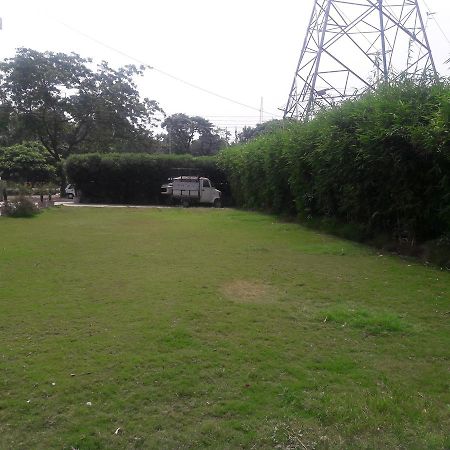 Hotel Naivedya Aurangabad  Buitenkant foto